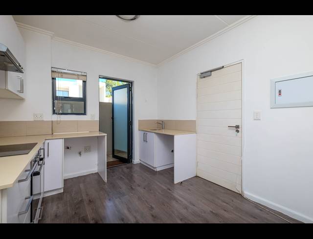 2 BEDROOM APARTMENT TO LET IN RIVONIA